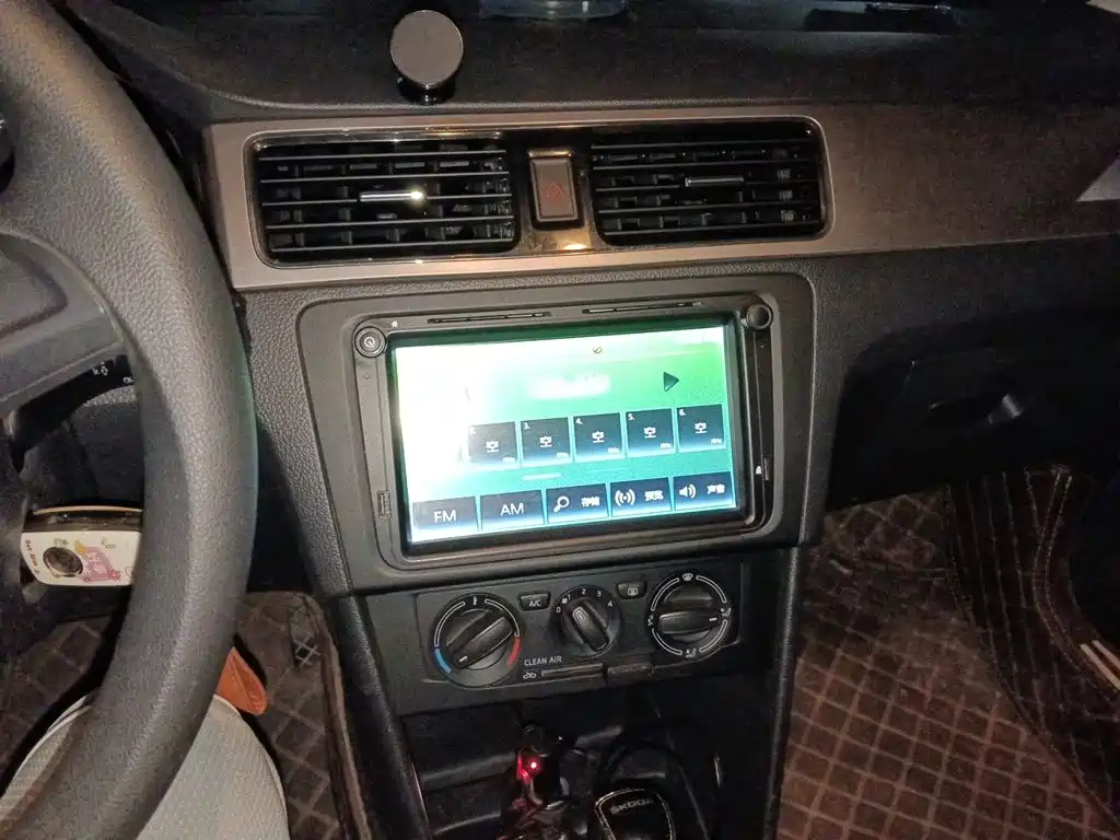 Skoda Rapid Spaceback — миниатюра 9