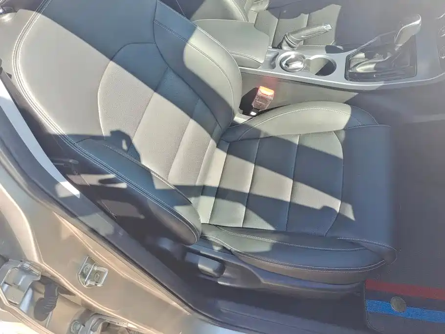 Geely Emgrand — миниатюра 8
