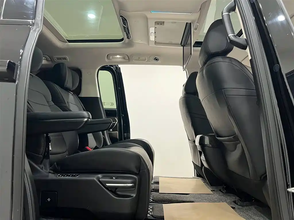 GAC TRUMPCHI E8 NEW ENERGY