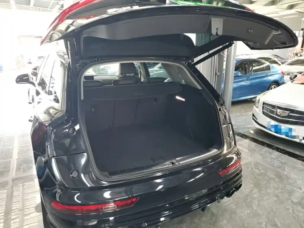 Audi Q5L — миниатюра 19