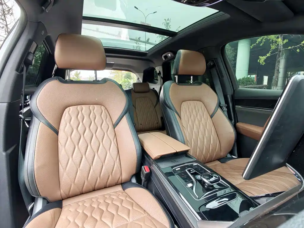 BYD Tang New Energy — миниатюра 12