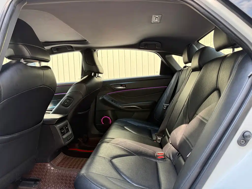 Toyota Avalon — миниатюра 17