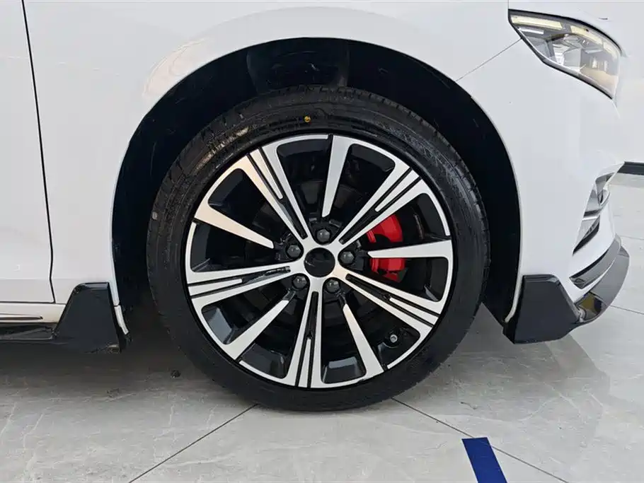 GEELY AUTOMOBILE XINGRUI