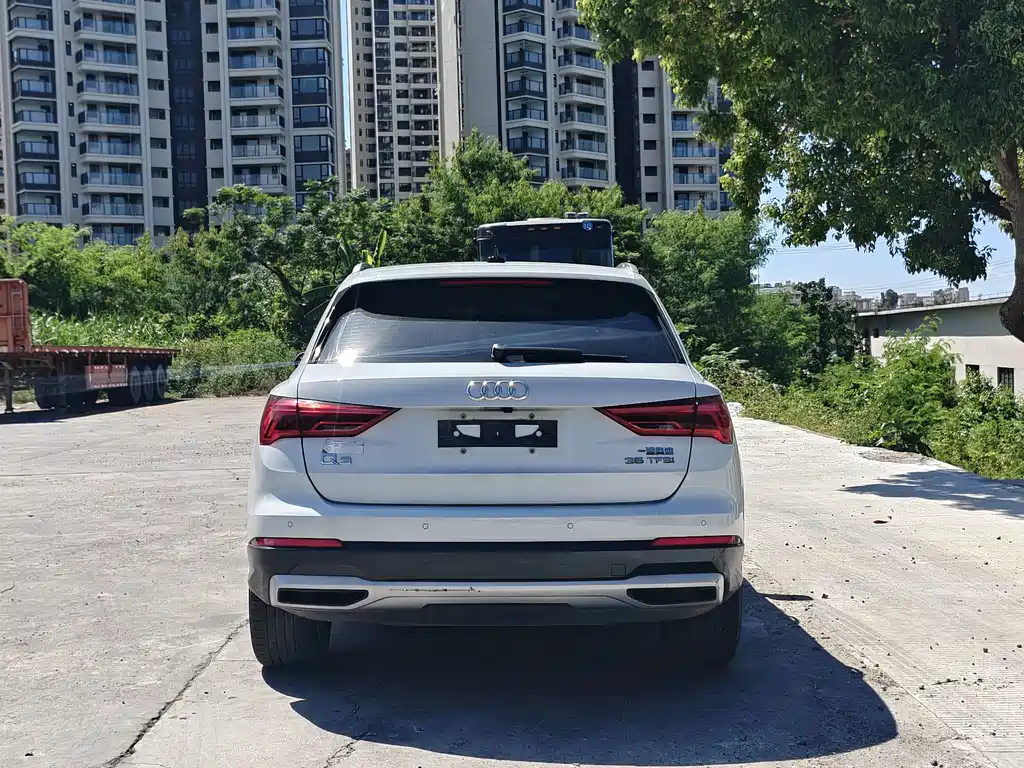 Audi Q3 — миниатюра 9
