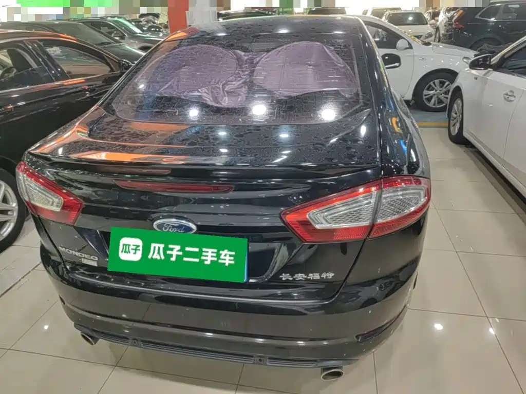 Ford Mondeo — миниатюра 6