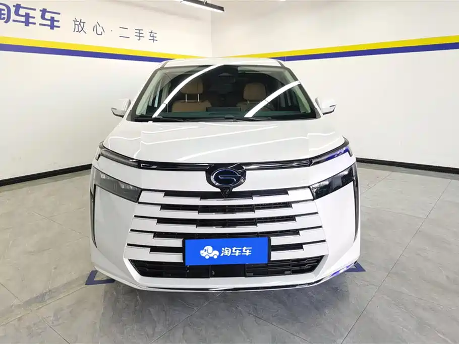 GAC TRUMPCHI E8