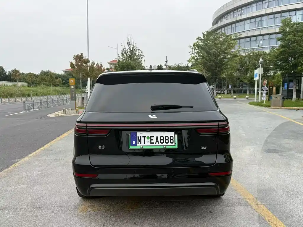 Li Auto Li ONE — миниатюра 8