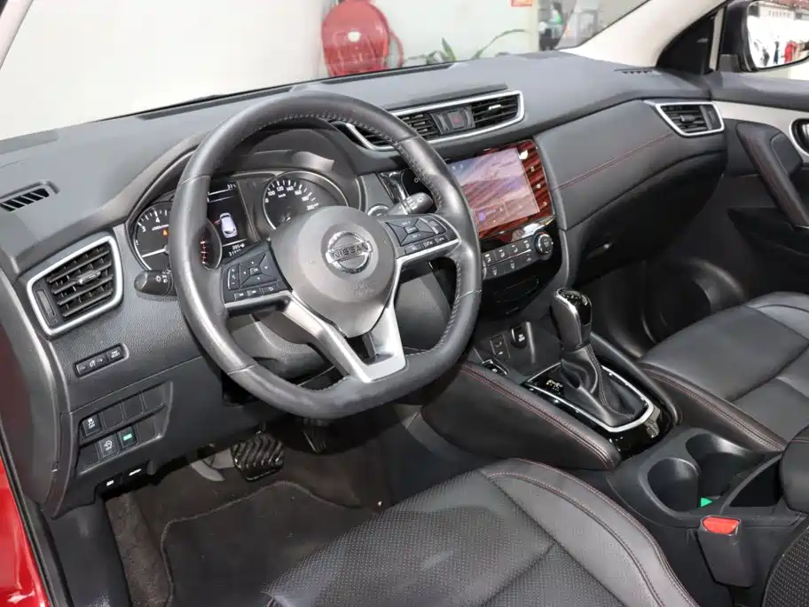 Nissan Qashqai — миниатюра 10
