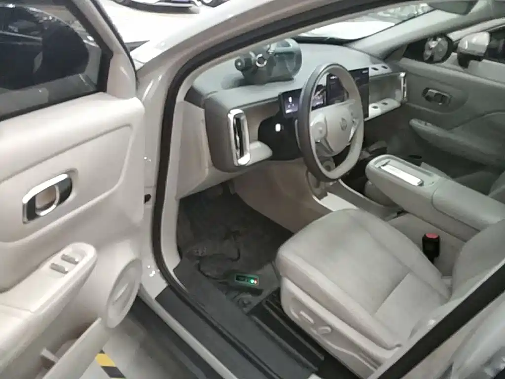Leapmotor Leapmotor B10 — миниатюра 16