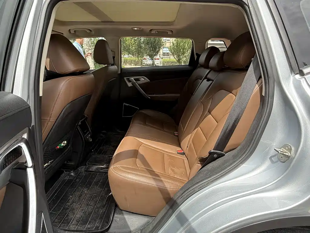 Geely Boyue — миниатюра 11