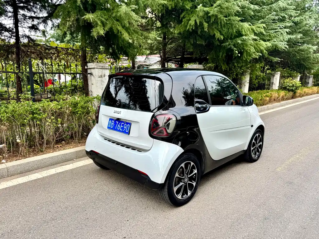 smart Smart Fortwo — миниатюра 8