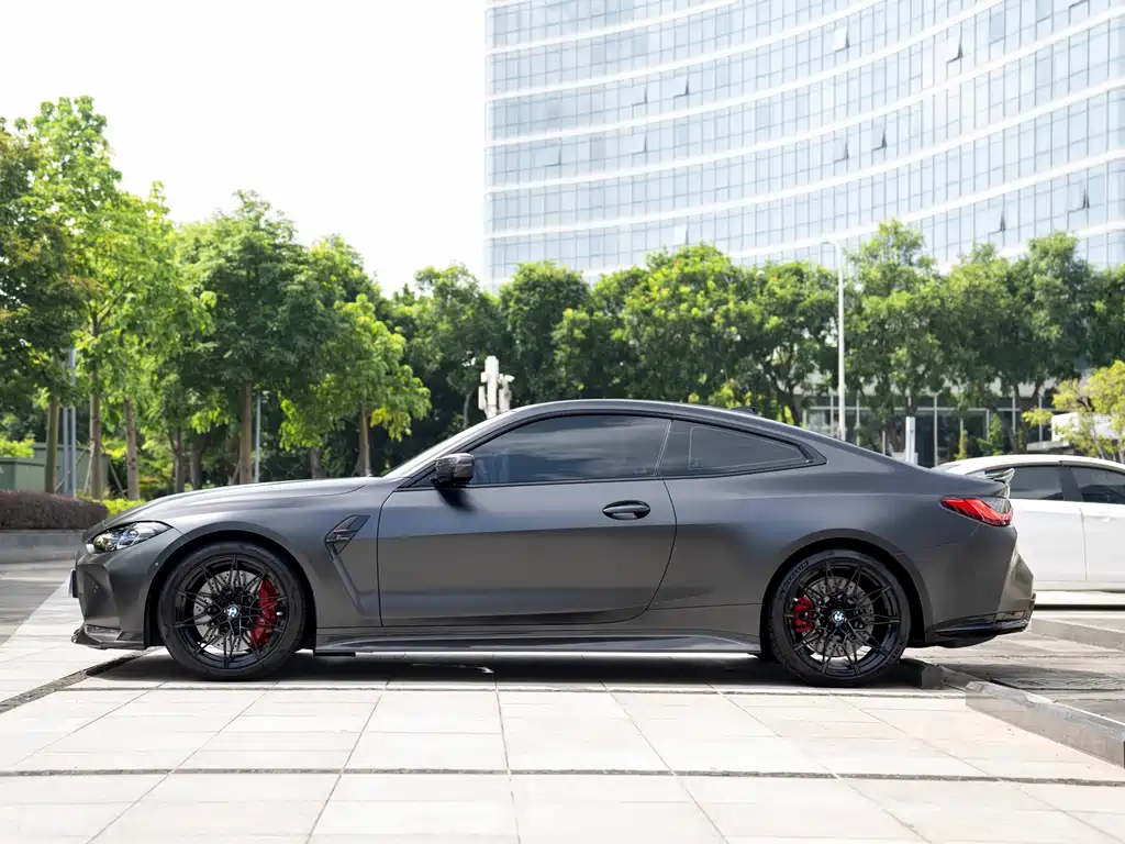 BMW M4 — миниатюра 4