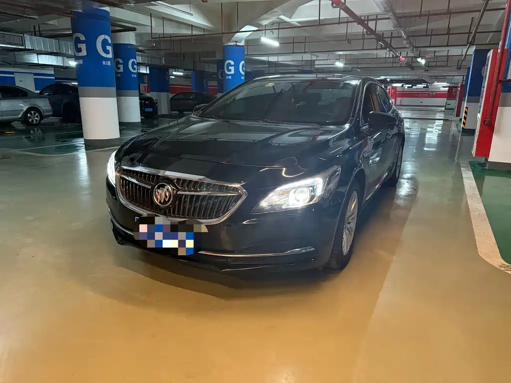 BUICK LACROSSE