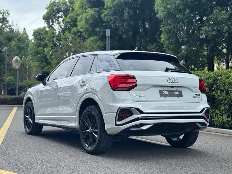 Audi Q2L 2023 35TFSI
