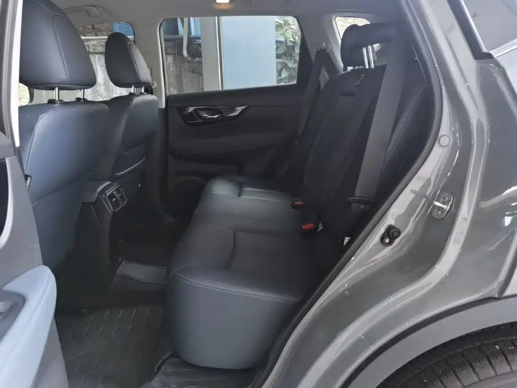 Nissan X-Trail — миниатюра 17