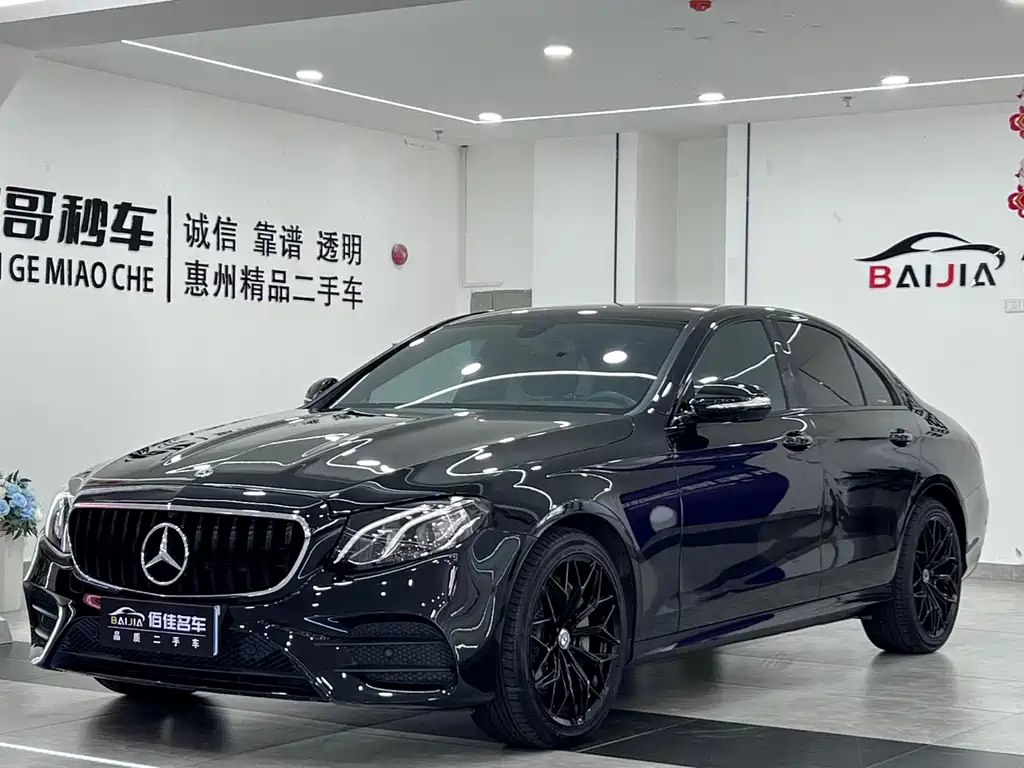 MERCEDES-BENZ E CLASS