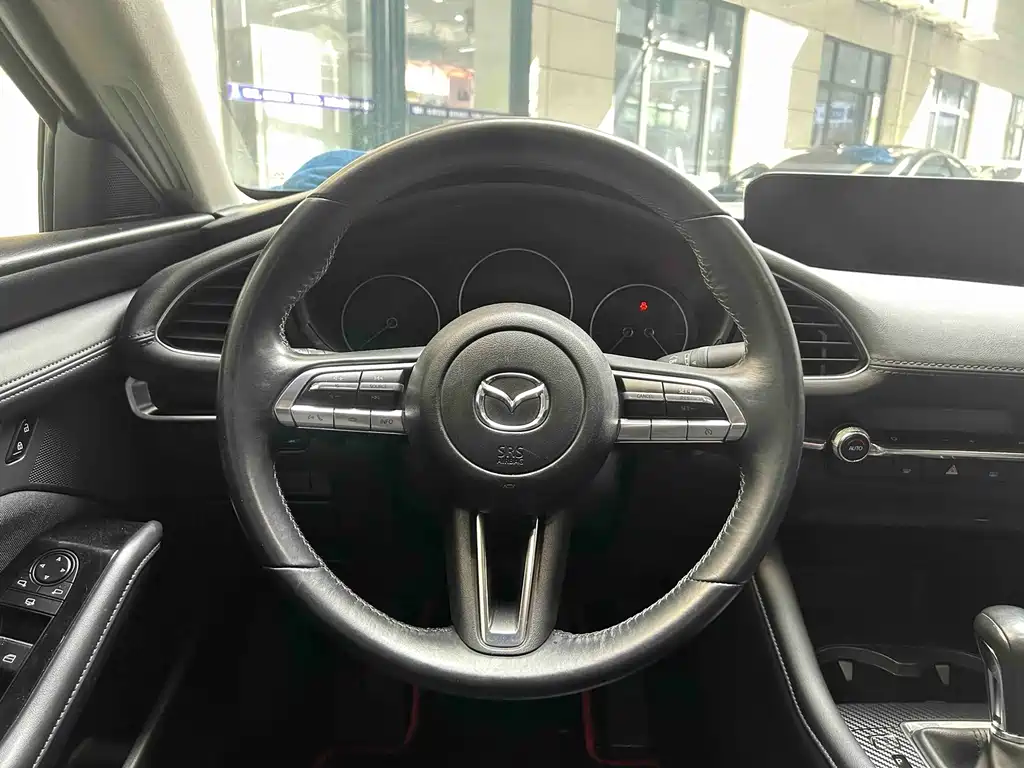 Mazda 3 Axela — миниатюра 9