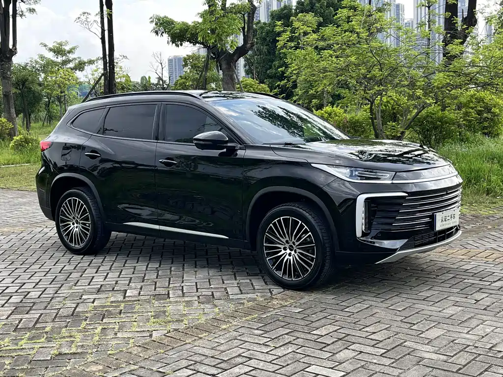 Exeed Lingyun — миниатюра 3