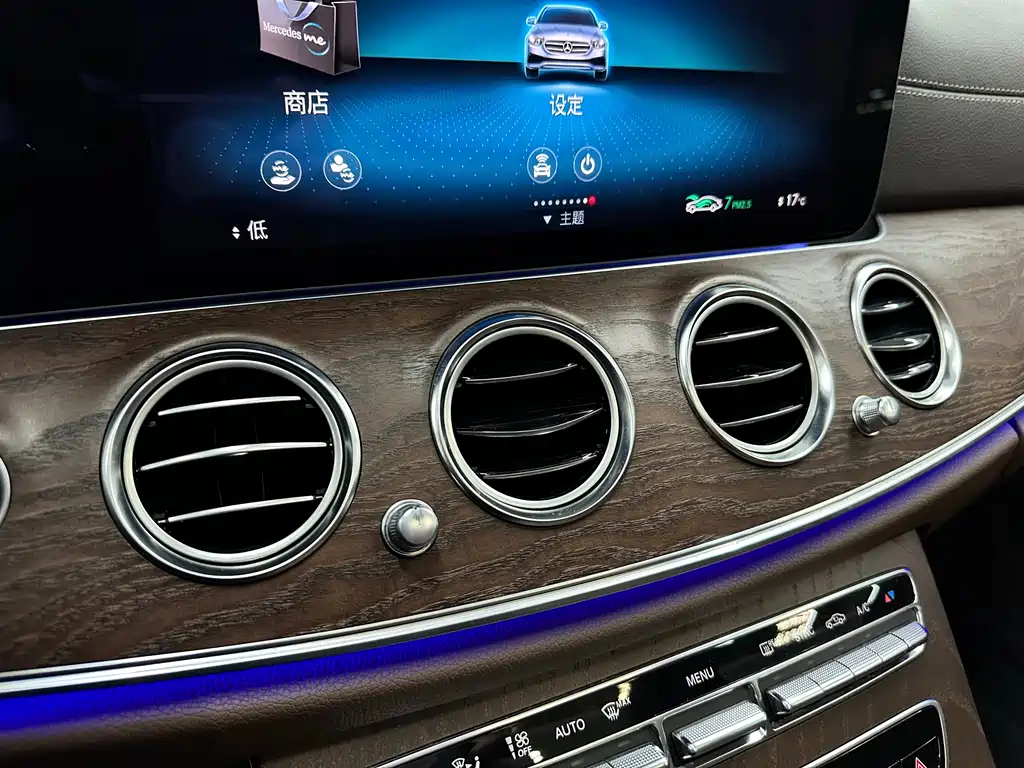 MERCEDES-BENZ E CLASS