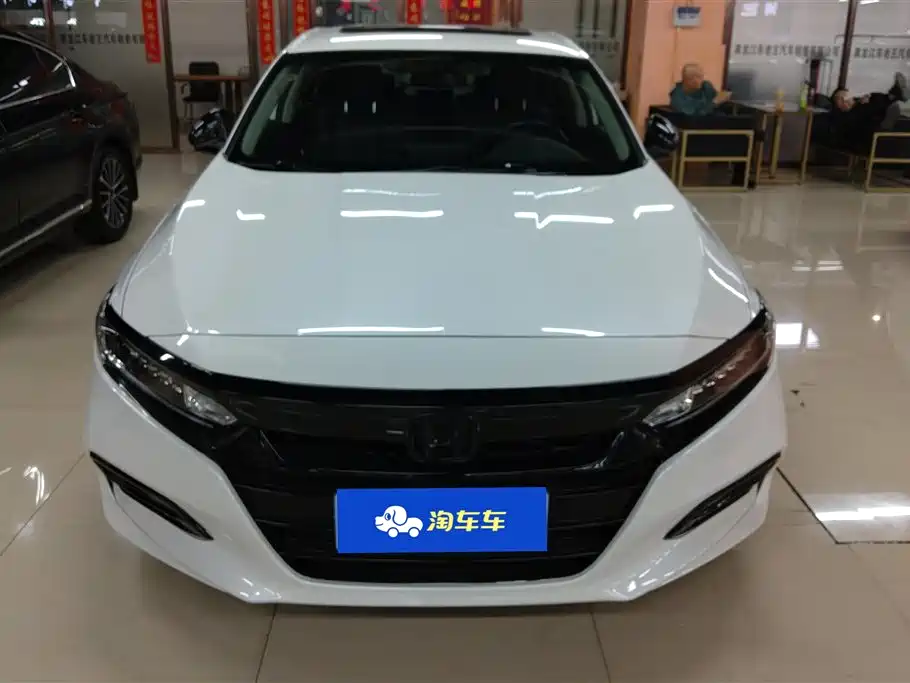 Honda Accord 2018 260TURBO Elite V