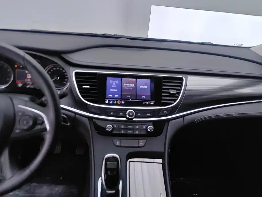 Buick LaCrosse — миниатюра 13