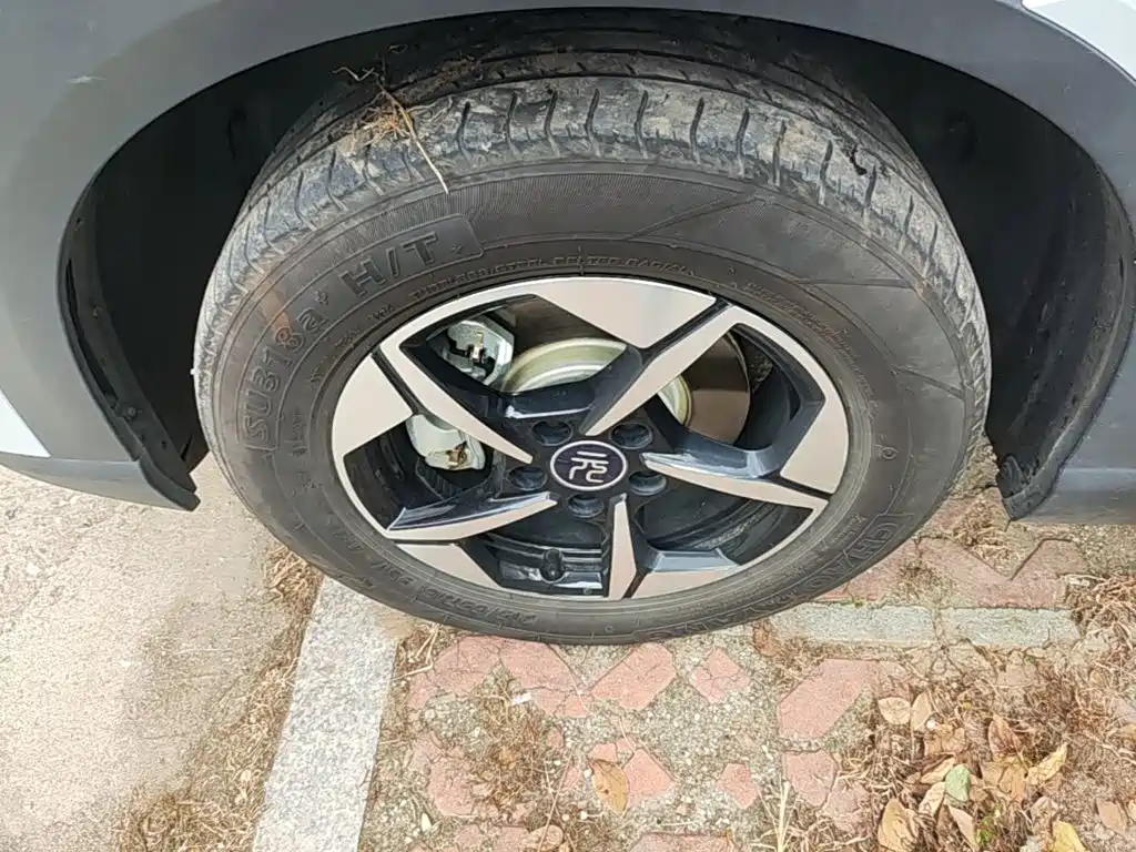 BYD Yuan UP — миниатюра 23