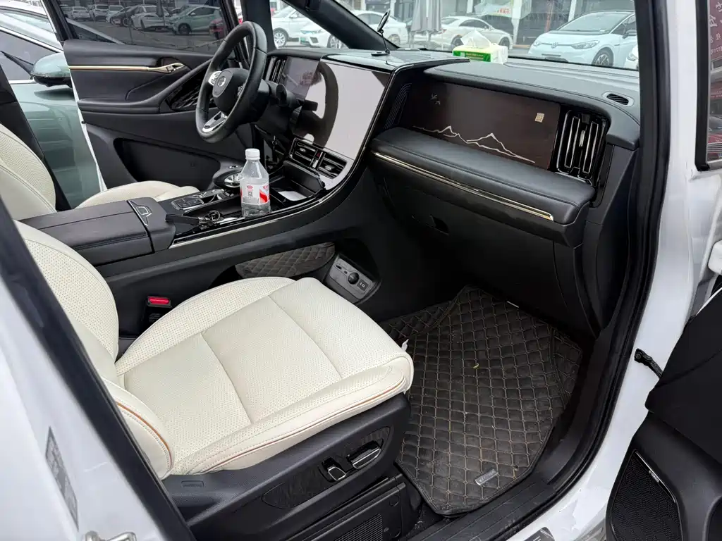 GAC Motor Trumpchi M8 — миниатюра 18