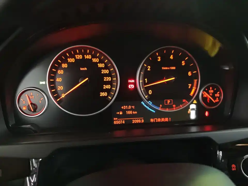 BMW X5 (Import) — миниатюра 11