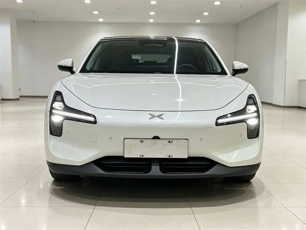 XPeng MONA M03 — миниатюра 2