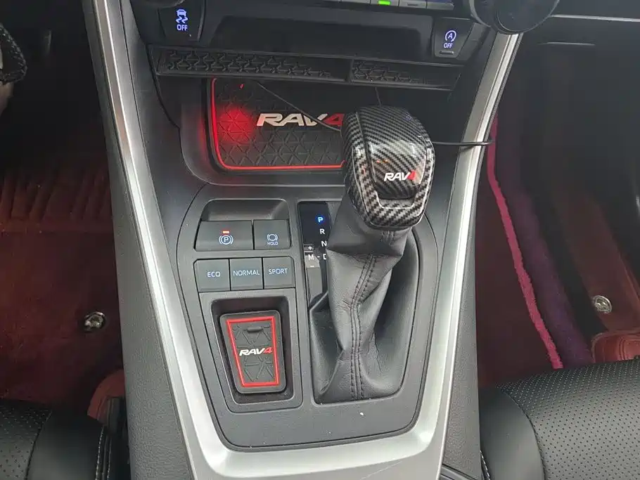 Toyota RAV4 — миниатюра 16