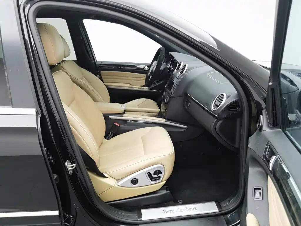 Mercedes-Benz M-Class — миниатюра 23
