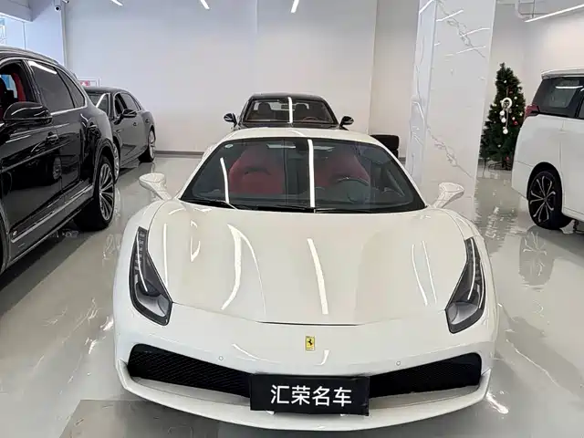 FERRARI 488 2016