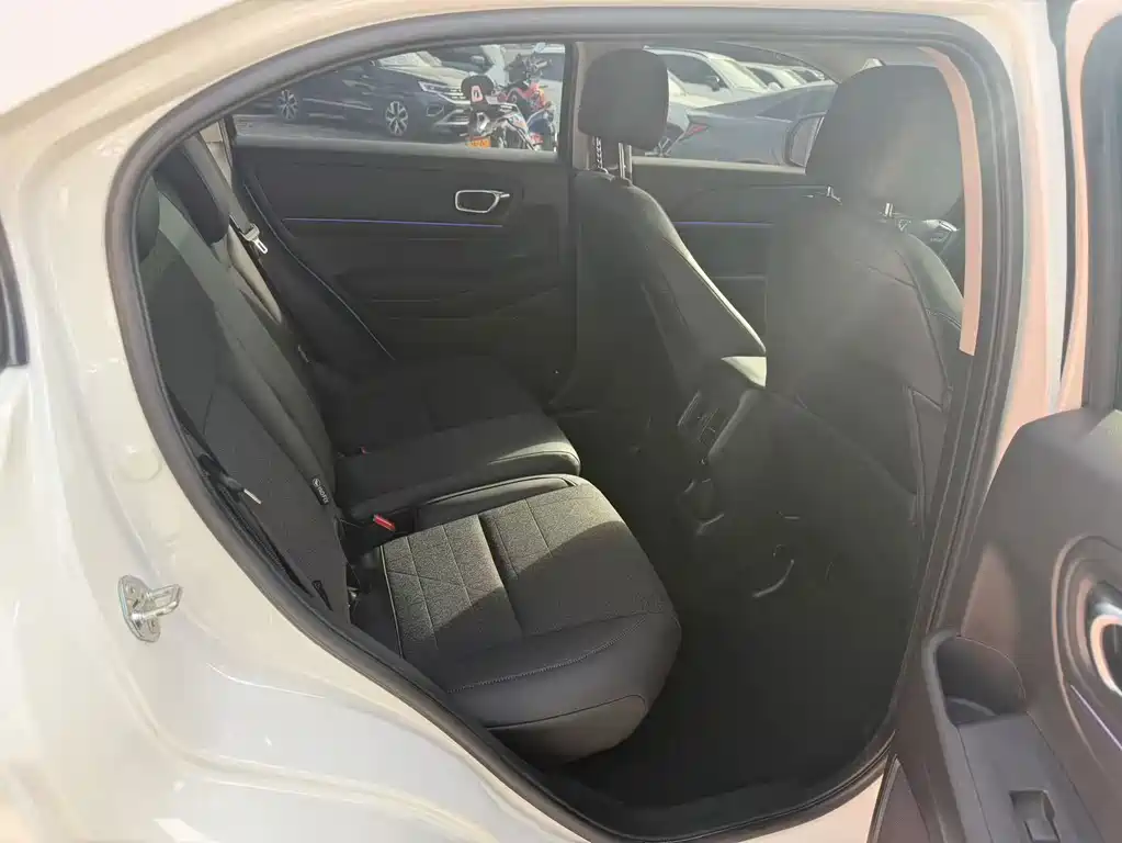 Honda Vezel — миниатюра 15