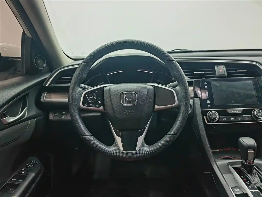 Honda Civic — миниатюра 7