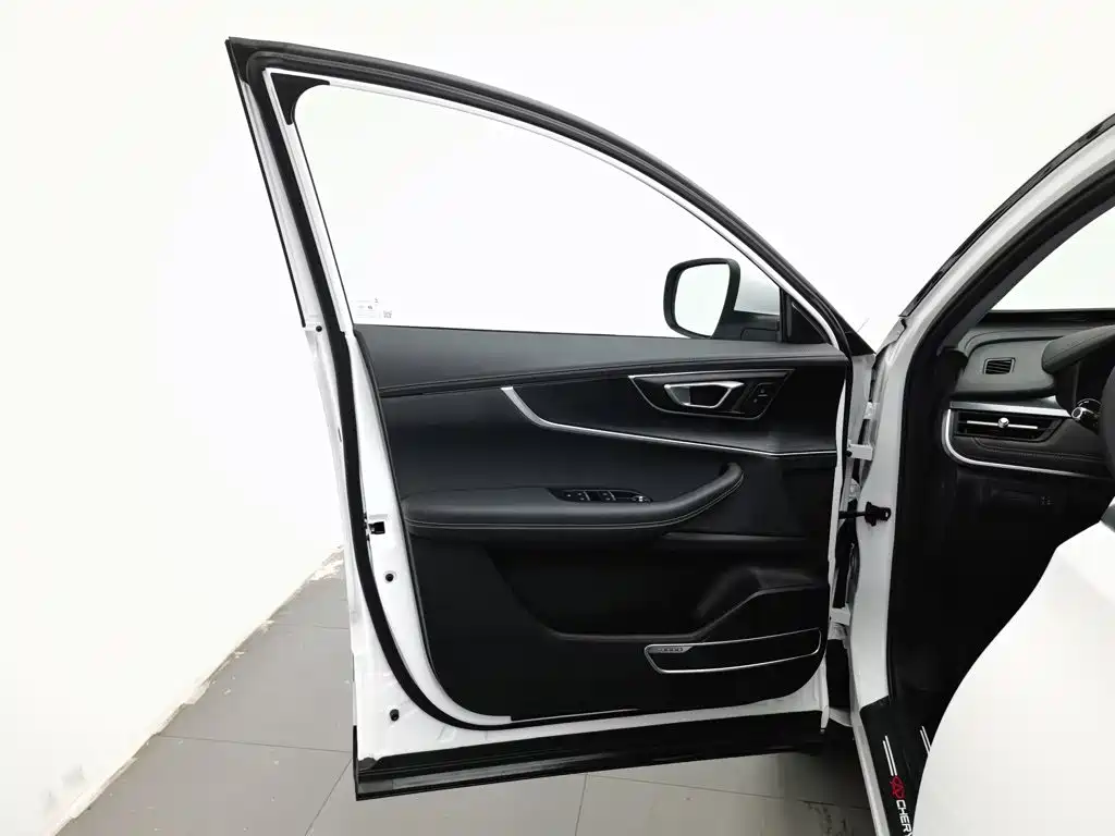 Chery Tiggo 8 — миниатюра 8
