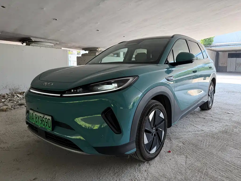 BYD Sealion 05 EV