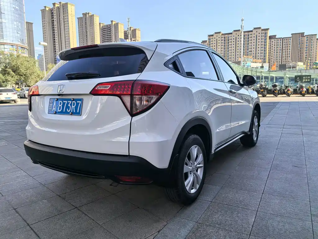 Honda Vezel — миниатюра 7