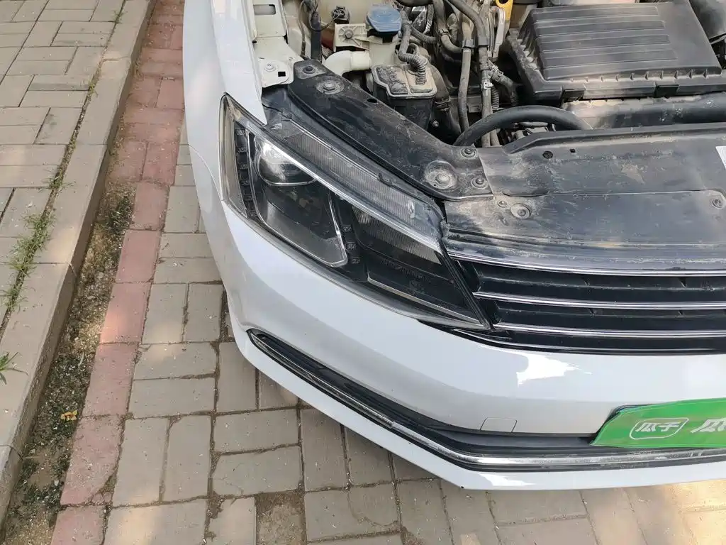 Volkswagen Sagitar — миниатюра 7