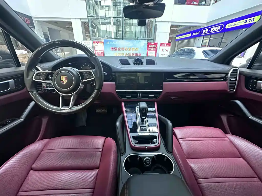 PORSCHE CAYENNE