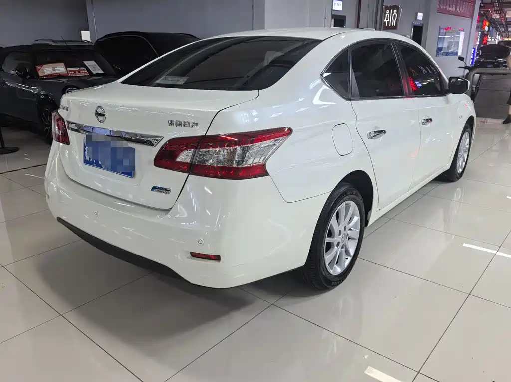Nissan Sylphy — миниатюра 5