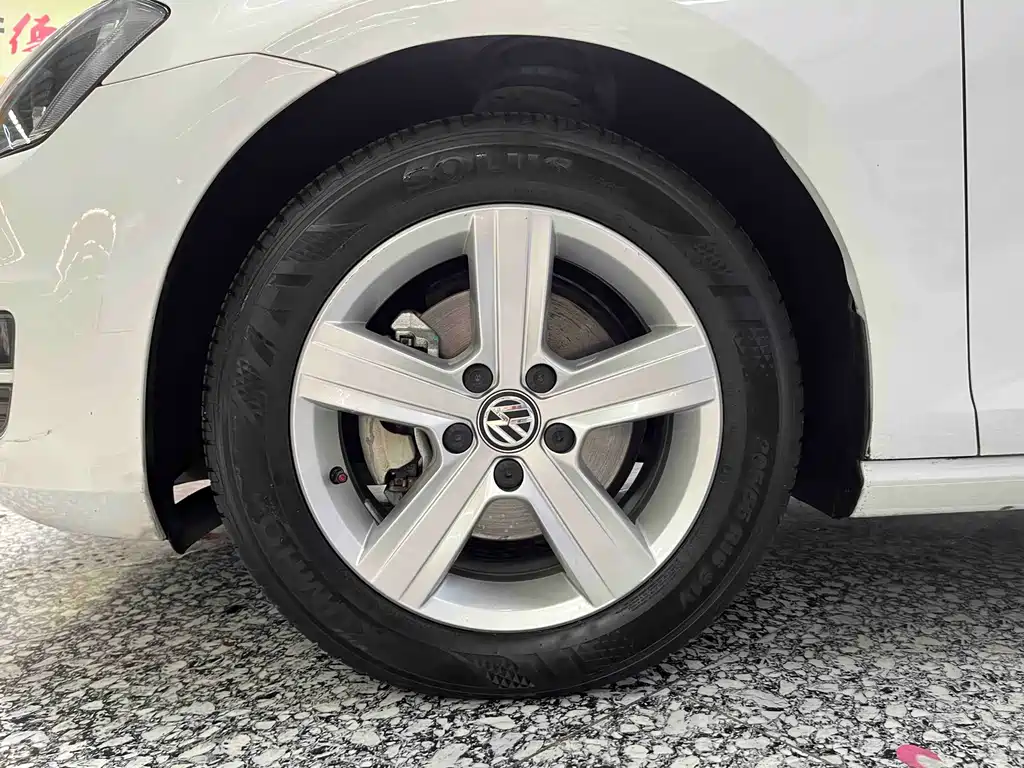 Volkswagen Golf — миниатюра 15