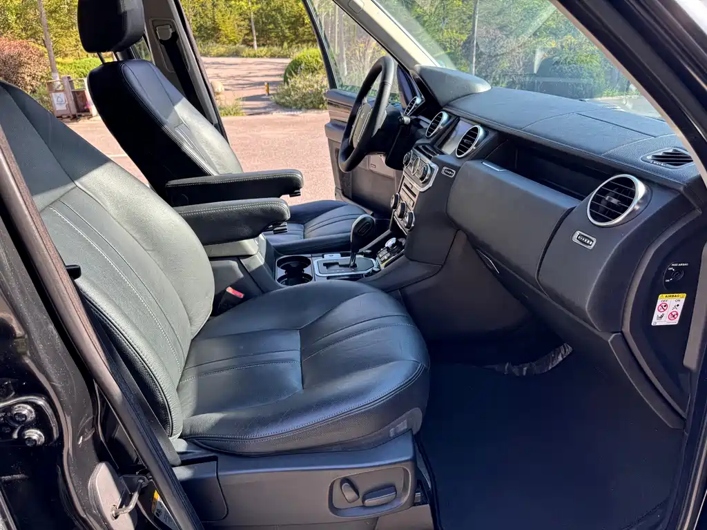 Land Rover Discovery — миниатюра 19