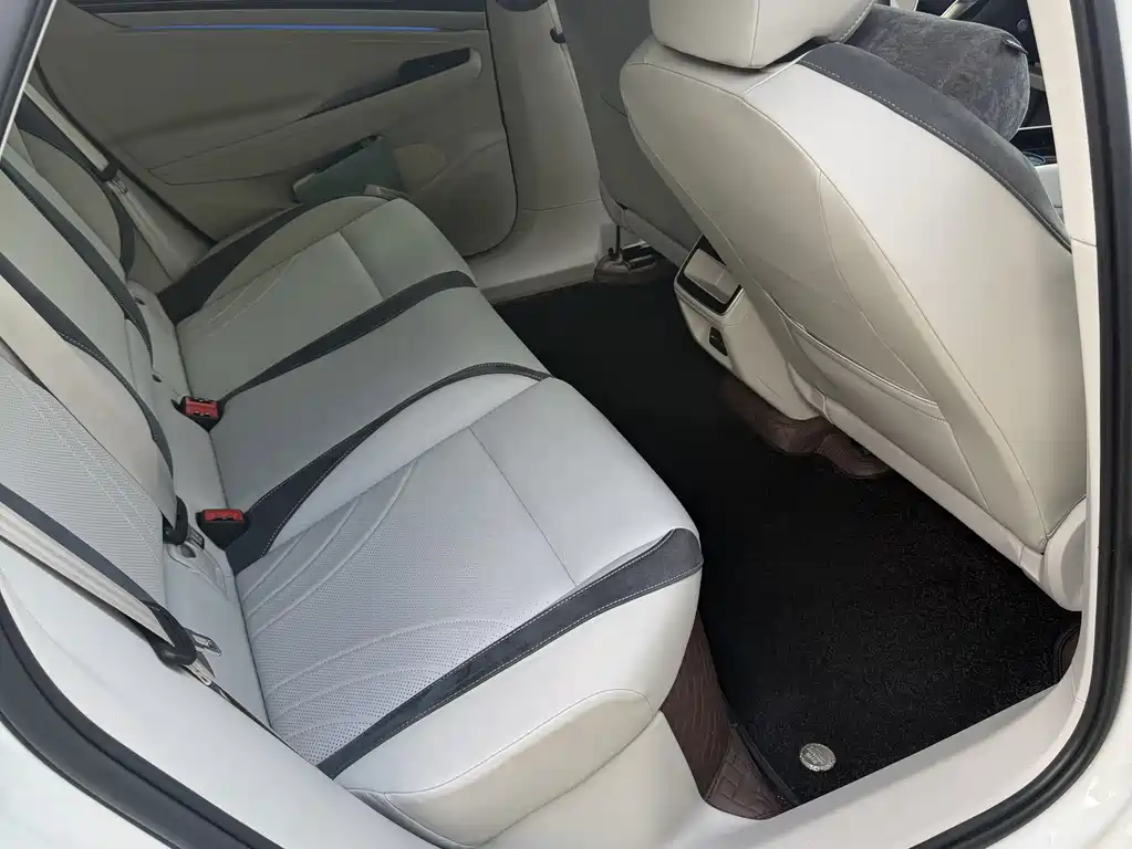 Volkswagen ID.7 VIZZION — миниатюра 7