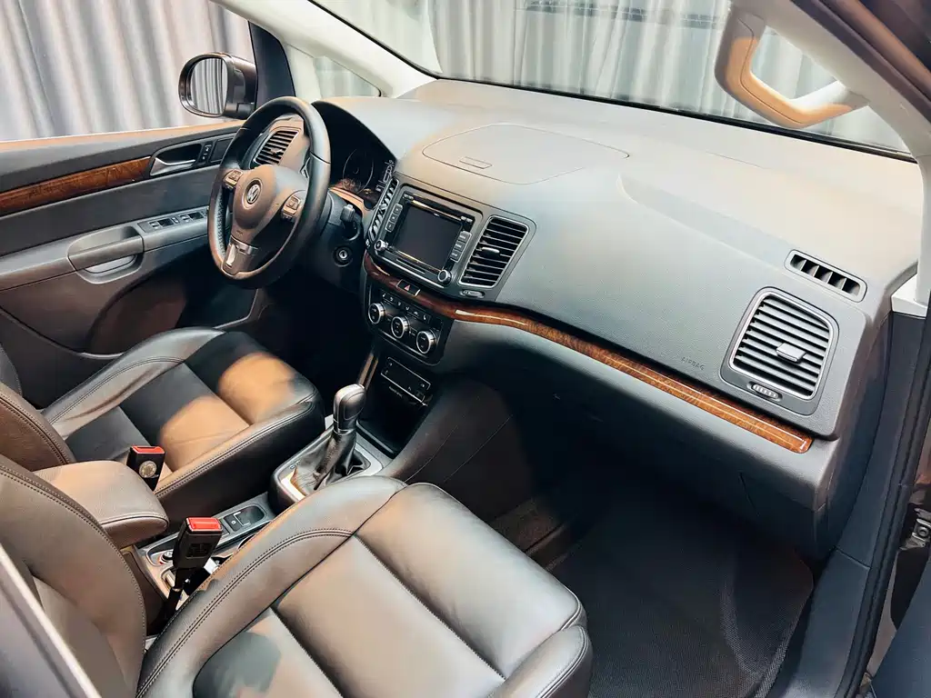 Volkswagen Sharan — миниатюра 12