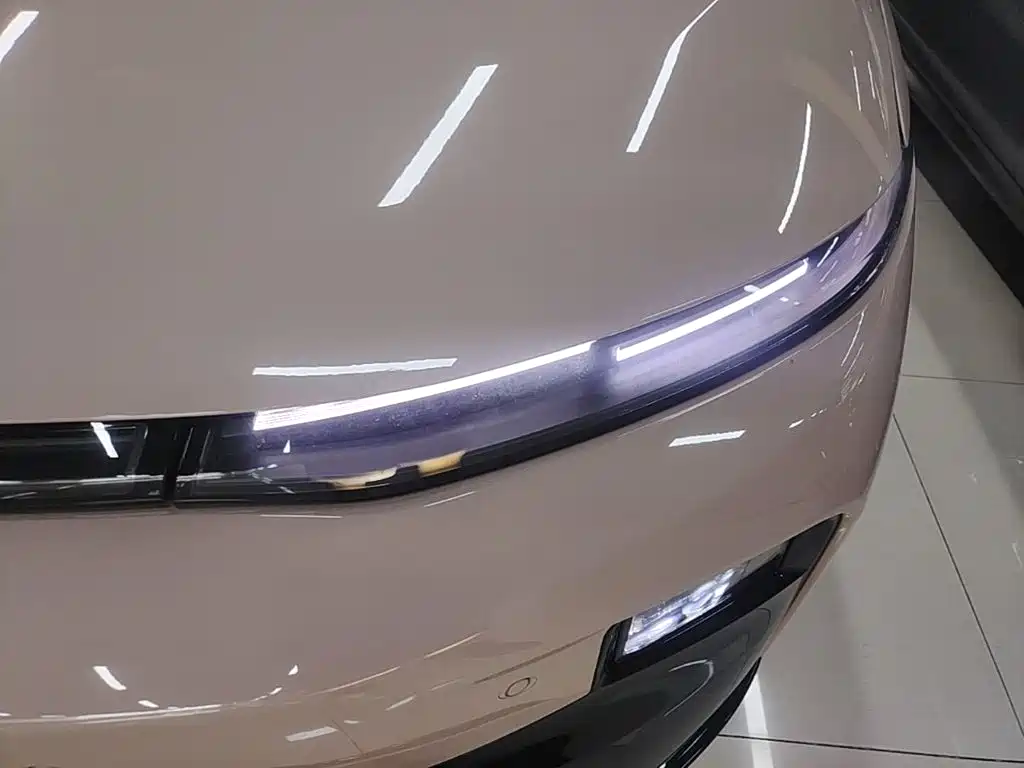 Leapmotor Leapmotor B01 — миниатюра 24