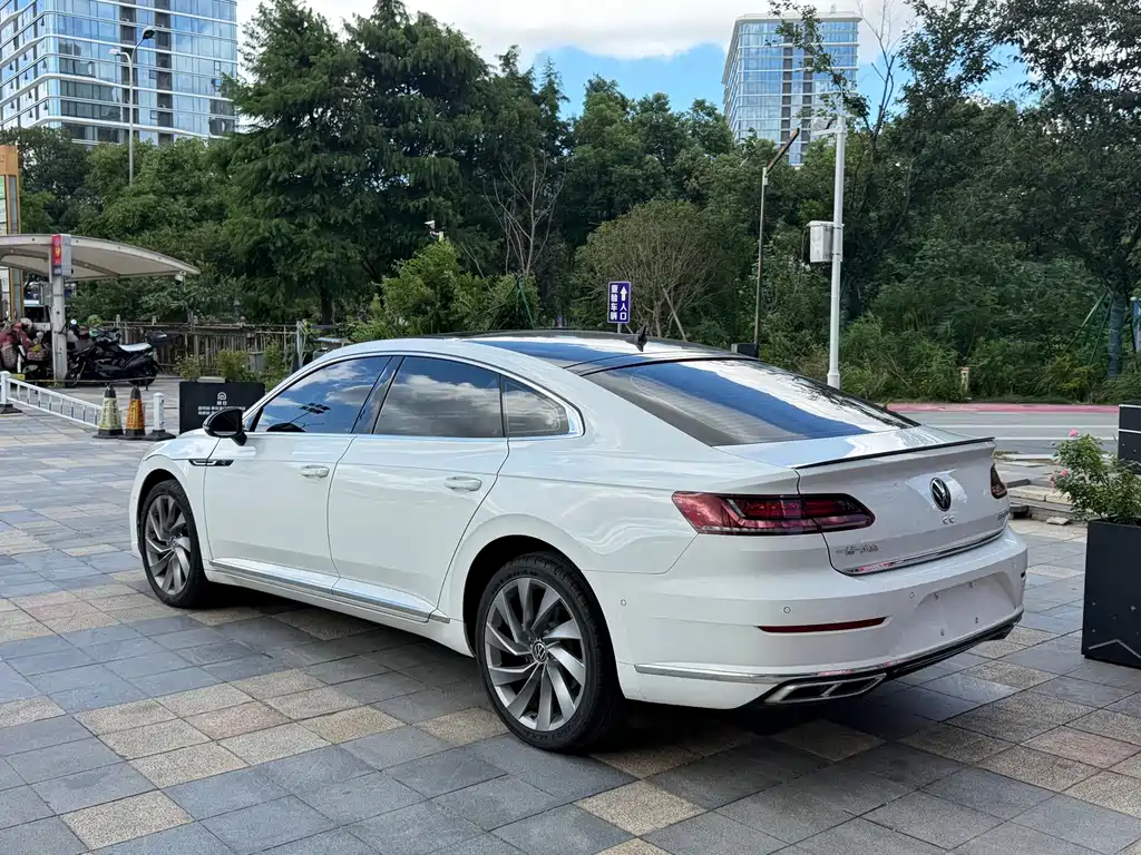Volkswagen CC — миниатюра 6