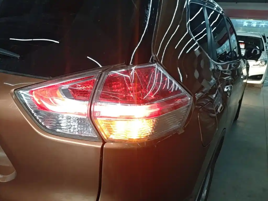 Nissan X-Trail — миниатюра 8