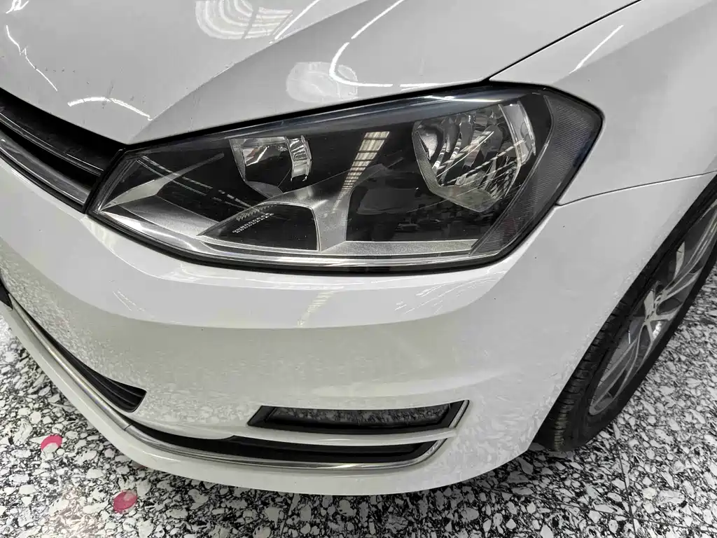 Volkswagen Golf — миниатюра 4