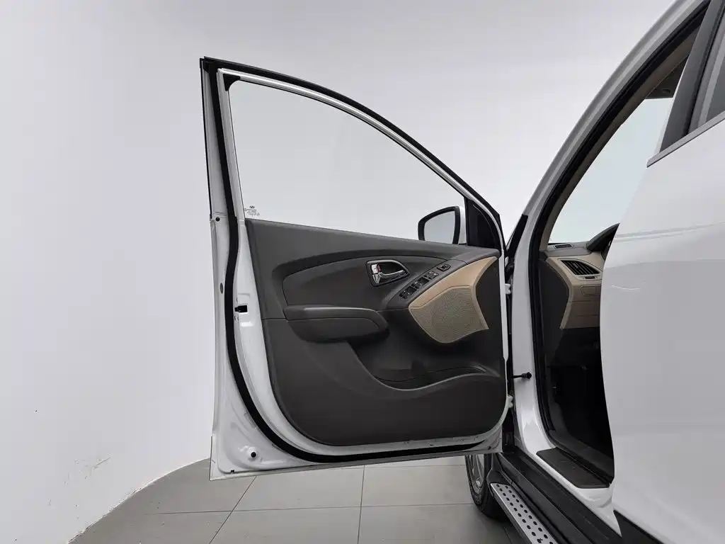 Hyundai ix35 — миниатюра 8
