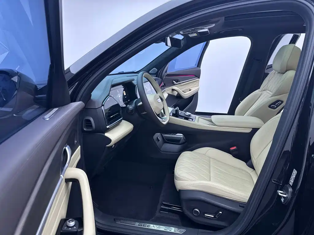 Geely Xingyue L — миниатюра 12